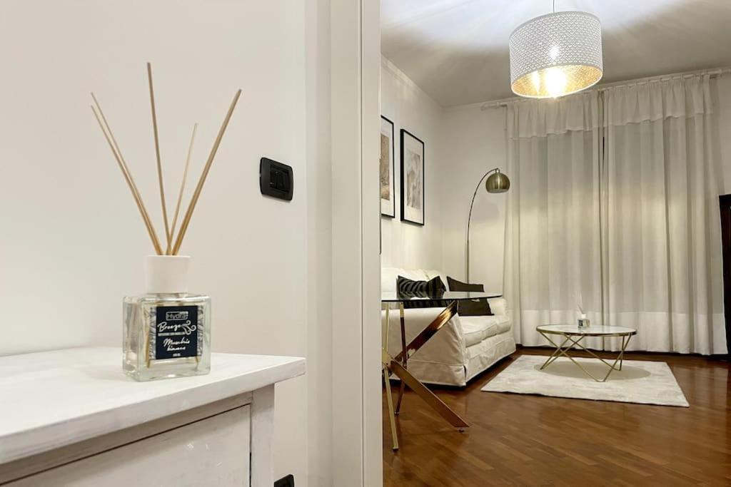 Amazing Flat With Terrace Milão Exterior foto